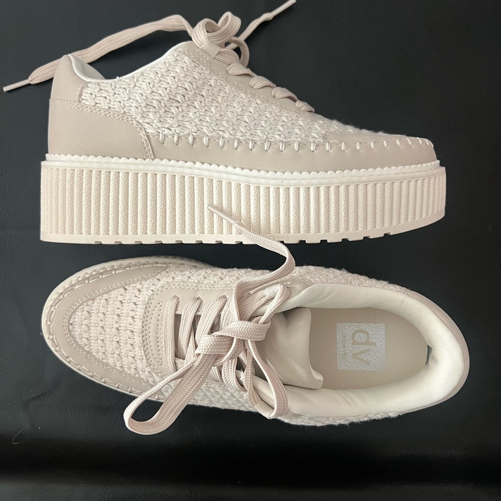DV by Dolce Vita Women's Bradie Platform Lace-Up Sneakers